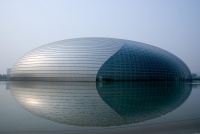 Удивительные здания: «капля ртути» в центре Пекина